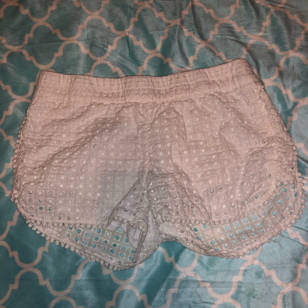 Never worn Lilly shorts.